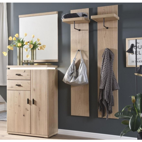 MCA Barcelona Garderobenkombination 2 | 1007518